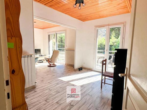 Gières (38610) Appartement T2/T3 - Jardin - place parking - garage