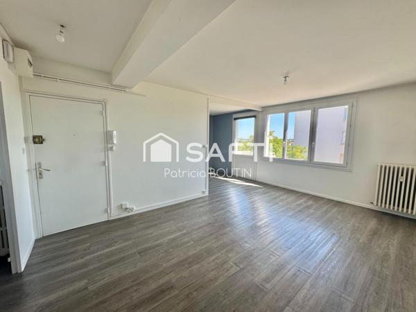 APPARTEMENT 2 CHAMBRES AVEC BALCON ET CAVE !