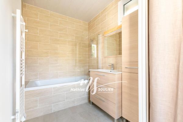 Maison rénovée de 90 m² à pied du CV avec jardin