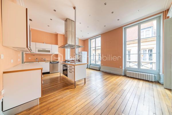 Appartement de 196 m²