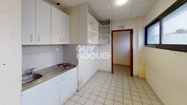 Batiment à vendre à Mourenx - Référence 1463