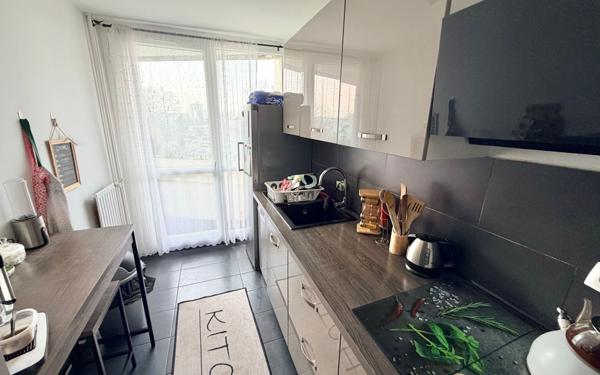 Appartement à vendre    4 pièces •  Villepinte