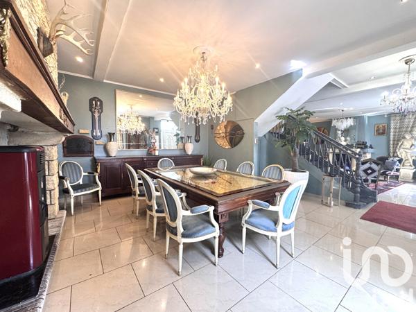 Maison à vendre 7 pièces 181 m² Lamarque-Pontacq