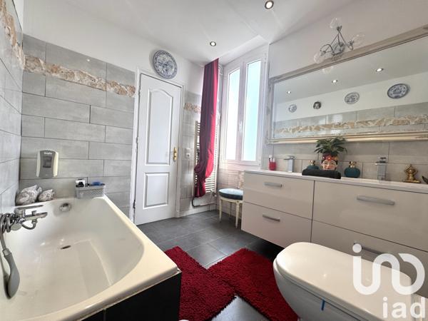 Maison à vendre 7 pièces 181 m² Lamarque-Pontacq