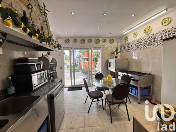 Maison à vendre 7 pièces 181 m² Lamarque-Pontacq