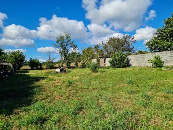 Maison à vendre 39 000 € Brossac 3 p 77 m² DPE