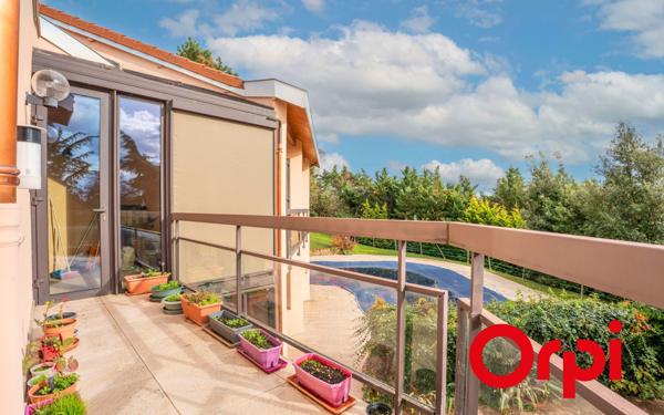 Maison à vendre    5 pièces • 210 m2 Saint-Genis-Laval