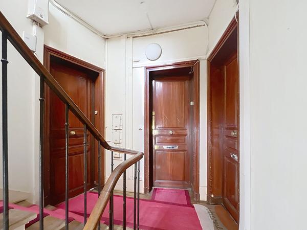 Appartement Paris 2 pièce(s) 41 m2