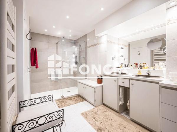 À vendre Maison 14 pièces 137 m² - Ugine 73400