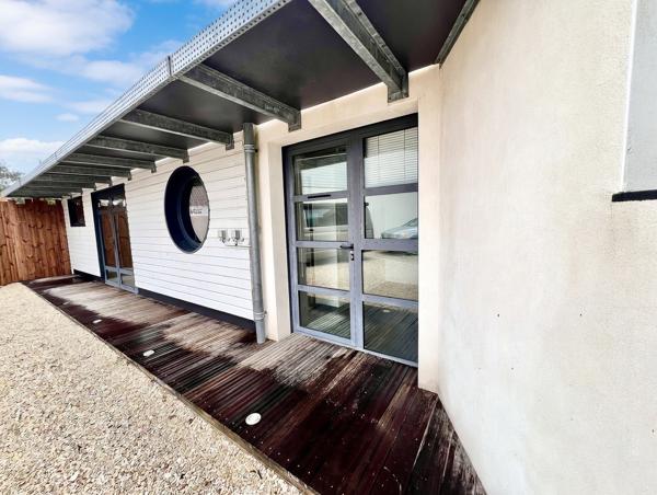 La Rochelle (17000) OPPORTUNITÉ EXCEPTIONNELLE : Transformez cet immeuble d'archi en unemaison individuelle de 3 chambres