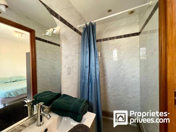 Maison 7 pièces avec appartement T2 en option : confort et potentiel réunis