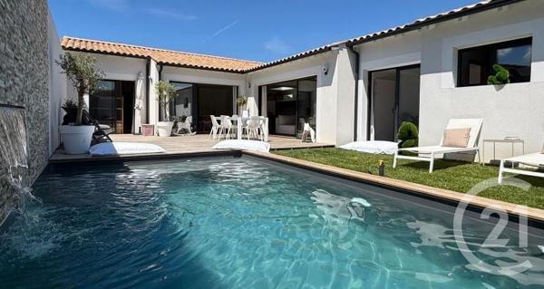 Maison à vendre  4 pièces - 142 m2 L HOUMEAU - 17