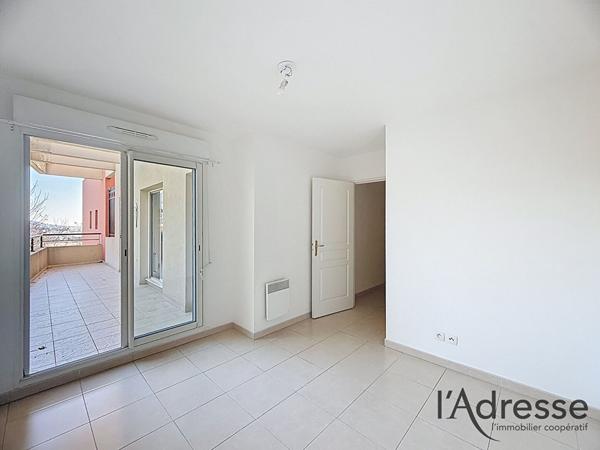 DOMAINE DE BELLEVUE ! Bel appartement 2 pièces 50 m² avec cave et parking !