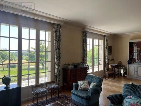 Maison à vendre à Noyal-Châtillon-sur-Seiche en Ille-et-Vilaine (35230), ref : 008/3019   
campagne