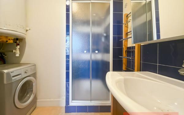 Immeuble à vendre    5 pièces •  Cordes-sur-Ciel