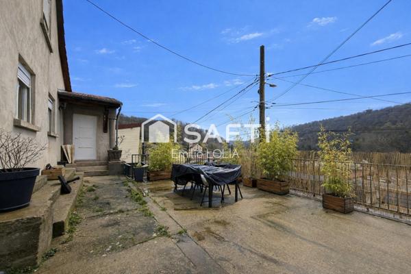 Maison individuelle rénovée, beau potentiel