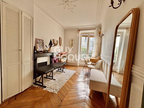 PARIS XVIIe ? BATIGNOLLES/CARDINET | 3 PIÈCES - 50 m²