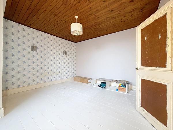 Maison de ville avec garage à vendre à Nérac