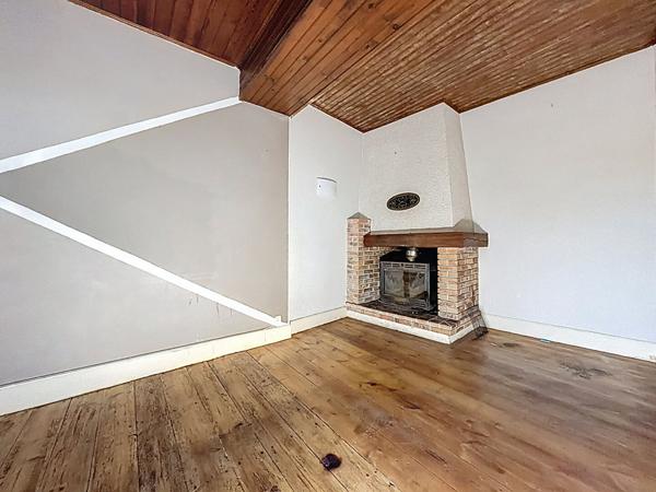 Maison de ville avec garage à vendre à Nérac