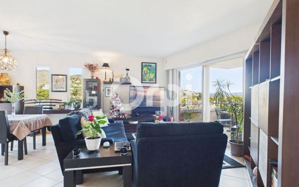 Appartement à vendre    3 pièces • 76,08 m2 Mandelieu-la-Napoule