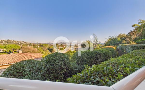 Appartement à vendre    3 pièces • 76,08 m2 Mandelieu-la-Napoule