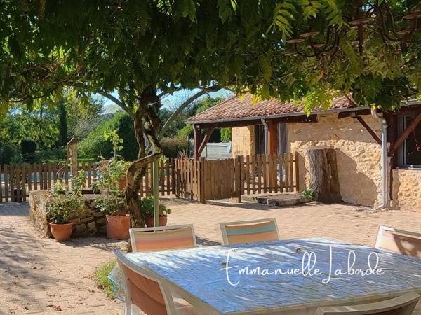 Maison familiale 242 m² avec piscine et dépendances – Cours-de-Pile, 7 km de Bergerac