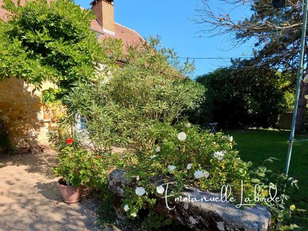 Maison familiale 242 m² avec piscine et dépendances – Cours-de-Pile, 7 km de Bergerac