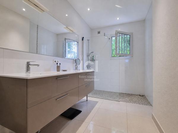 Maison familiale de standing - Impasse au calme - Terrain 1 560 m²