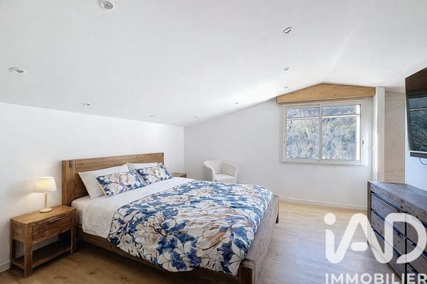 Appartement à vendre 5 pièces 135 m² Tourrettes-sur-Loup