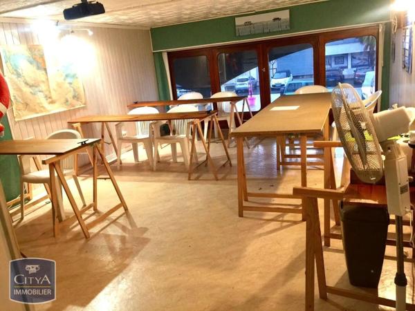 Local commercial à vendre