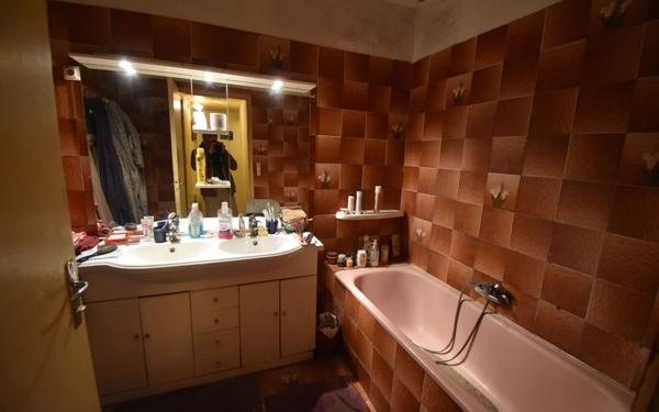 Immeuble à vendre    5 pièces • 108 m2 Cosne-Cours-sur-Loire