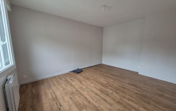 Vente Immeuble Appartement + Bureaux à rafraîchir Cholet   