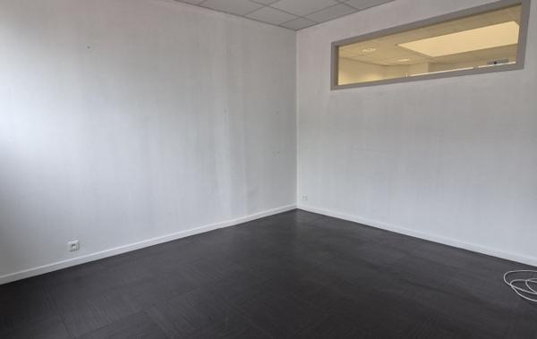 Vente Immeuble Appartement + Bureaux à rafraîchir Cholet   