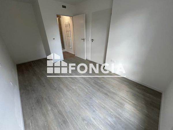 Location Appartement 4 pièces 84.1 m² - 19 QUAI CAMERE ET 38 AVENUE DE PARIS Vernon 27200