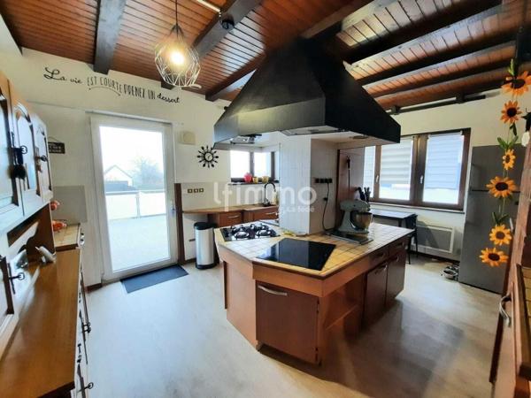 Maison plain pied de 211m² sur terrain de 10,9 ares