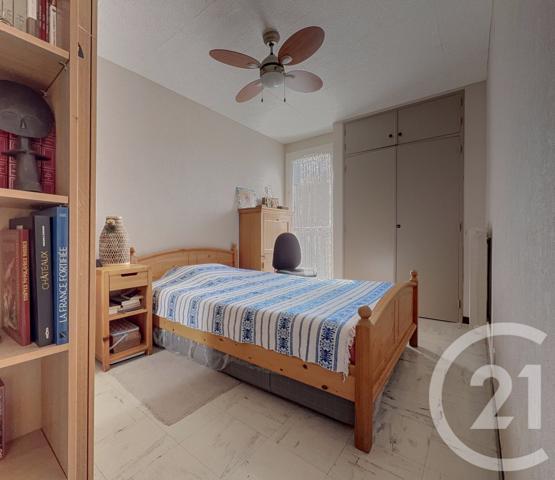 Appartement T4 à vendre  4 pièces - 77,50 m2 MARSEILLE - 13013