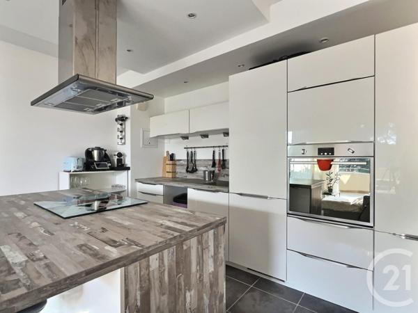 Appartement T2 à vendre  2 pièces - 49,90 m2 FREJUS - 83