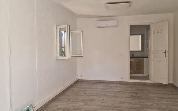 Maison à vendre    2 pièces • 29,70 m2 La Seyne-sur-Mer
