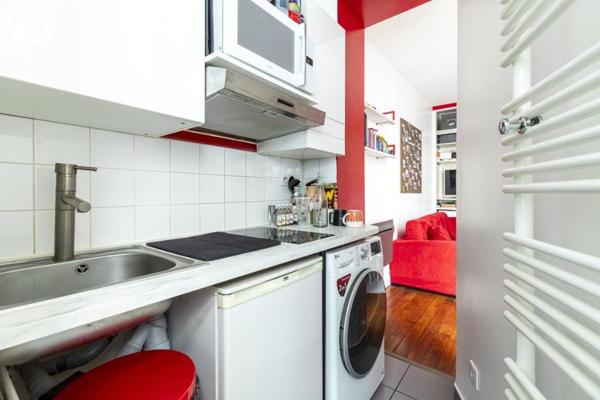 PARIS 6ème -  SAINT-PLACIDE - STUDIO 1ER ETAGE SUR JOLIE COUR