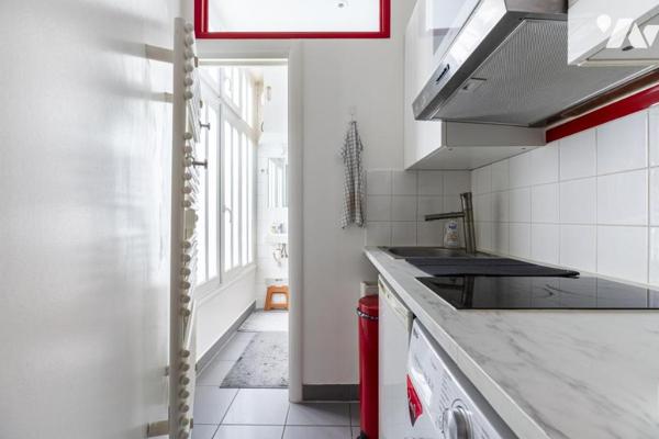 PARIS 6ème -  SAINT-PLACIDE - STUDIO 1ER ETAGE SUR JOLIE COUR