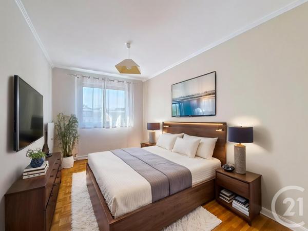 Appartement F5 à vendre  5 pièces - 104,61 m2 FRESNES - 94