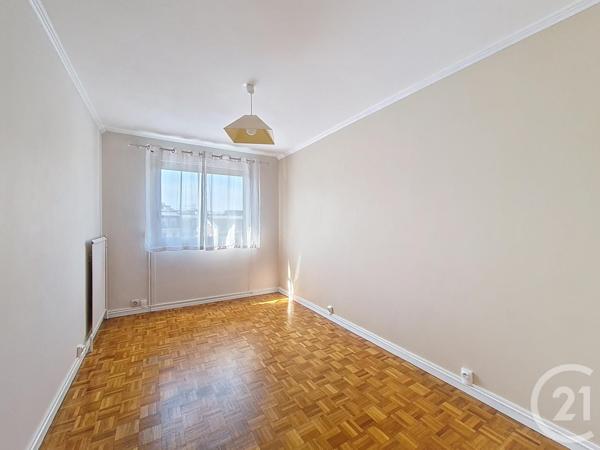 Appartement F5 à vendre  5 pièces - 104,61 m2 FRESNES - 94