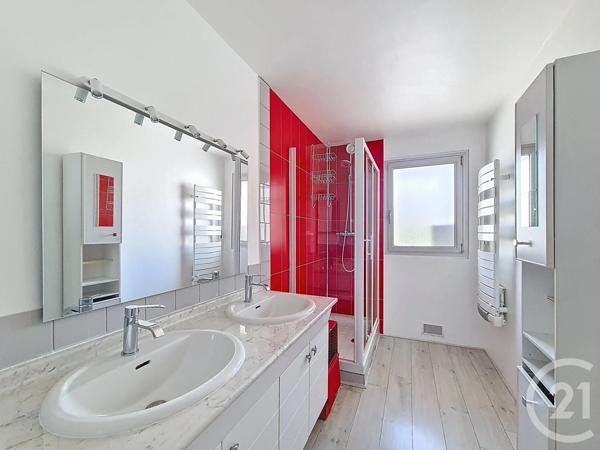 Appartement F5 à vendre  5 pièces - 104,61 m2 FRESNES - 94