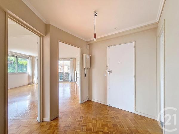 Appartement F5 à vendre  5 pièces - 104,61 m2 FRESNES - 94