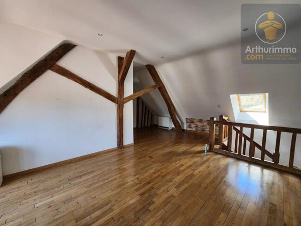 Vente                                                      Maison
                        
                     5 pièces                      133 m2                     à Avaray
