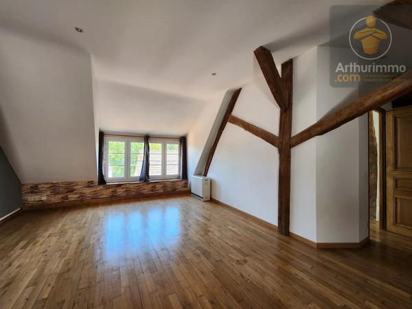 Vente                                                      Maison
                        
                     5 pièces                      133 m2                     à Avaray