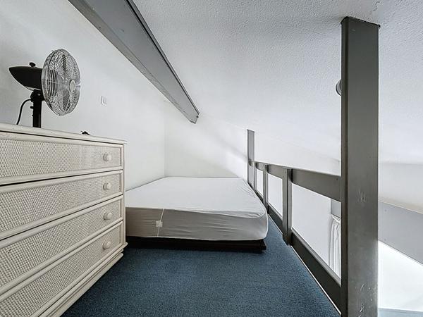 La Rochelle "Les Minimes" Appartement T1 avec mezzanine et terrasse