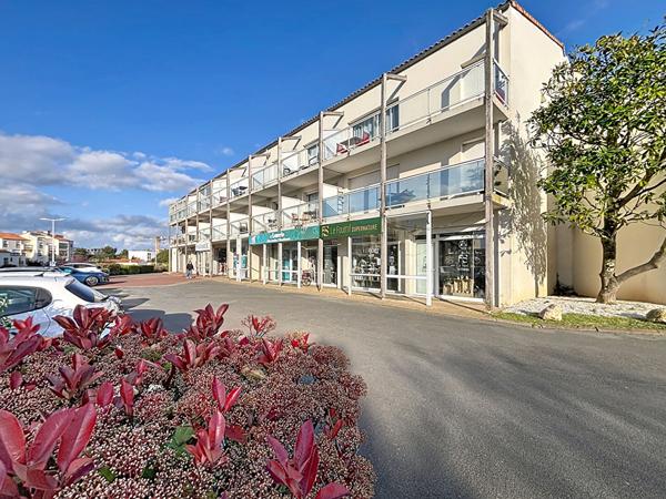 La Rochelle "Les Minimes" Appartement T1 avec mezzanine et terrasse