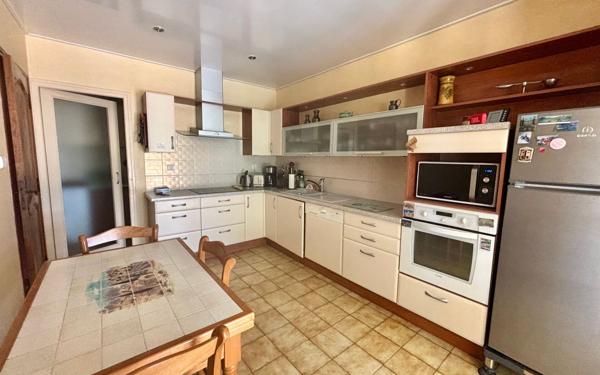 Maison à vendre    5 pièces • 157 m2 Gigean