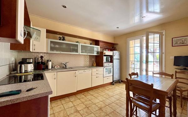 Maison à vendre    5 pièces • 157 m2 Gigean